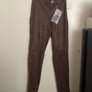 Pioneer rose pants